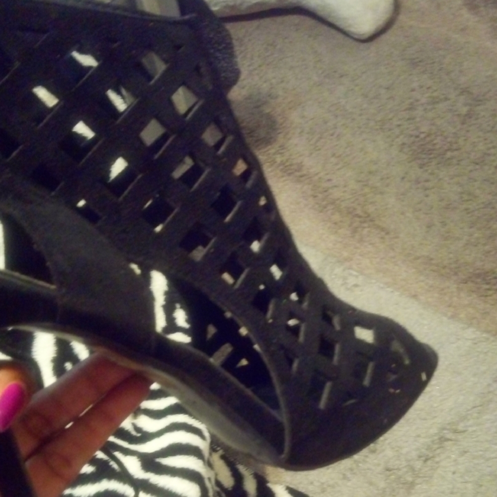 Cape Robbin Black Stiletto Heels • Size 10